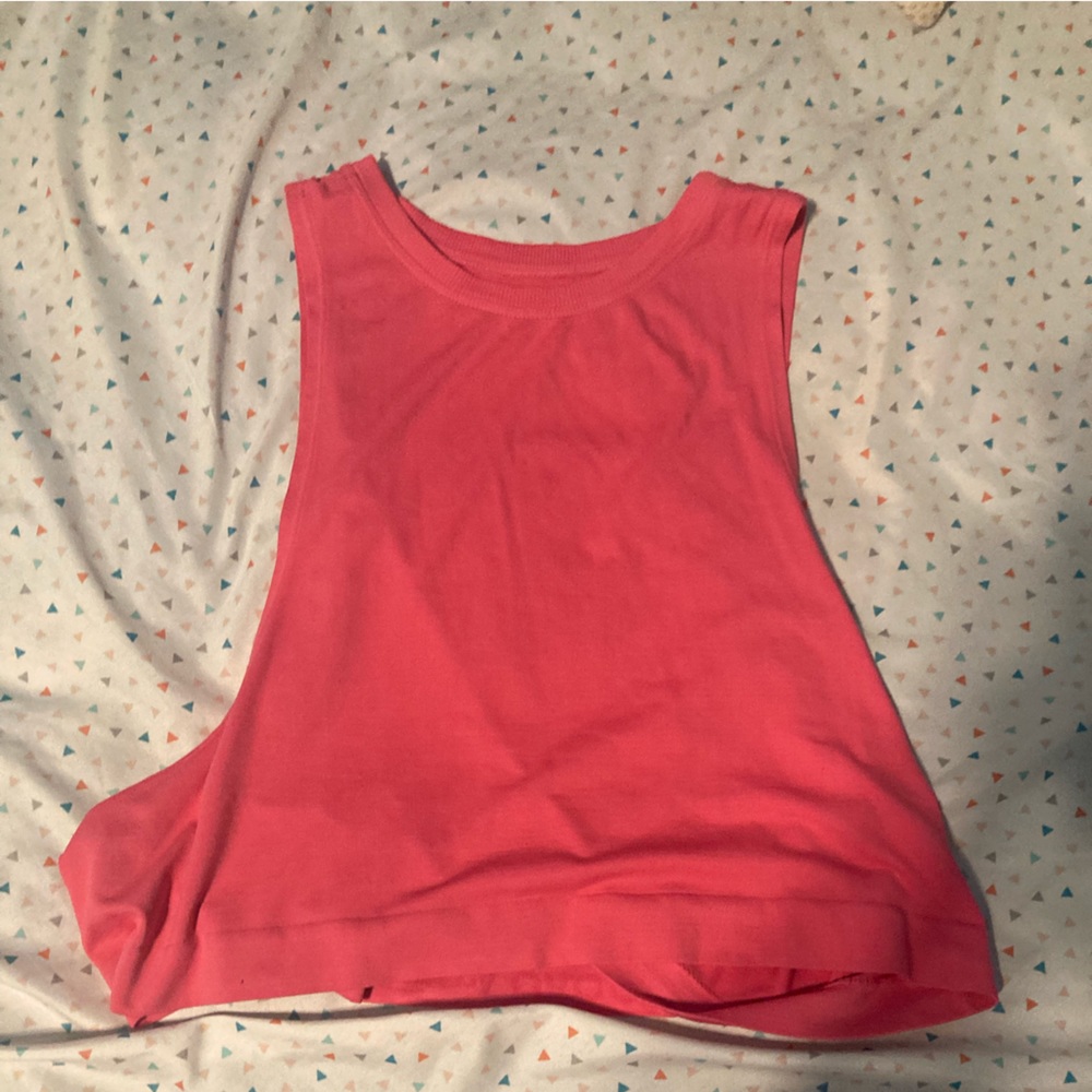 Medium tank top